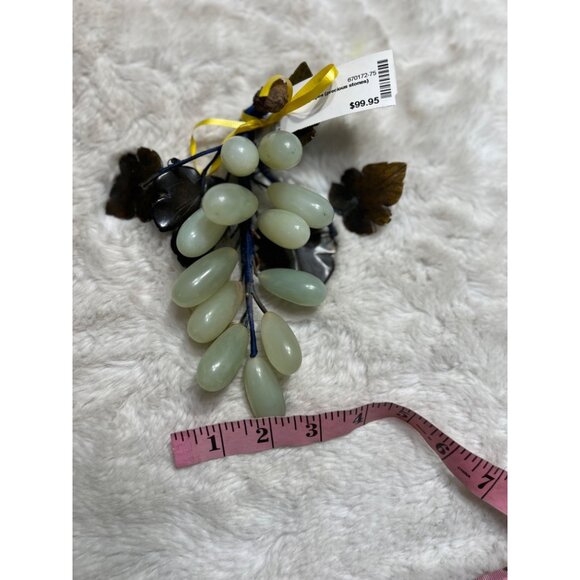Jade Stone bunch of grapes precious stones - Picture 2 of 6